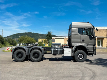 Sattelzugmaschine MAN TGS 26.520 6x6: das Bild 5