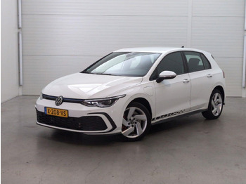 VOLKSWAGEN Schrägheck
