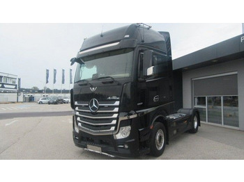 MERCEDES-BENZ Sattelzugmaschine
