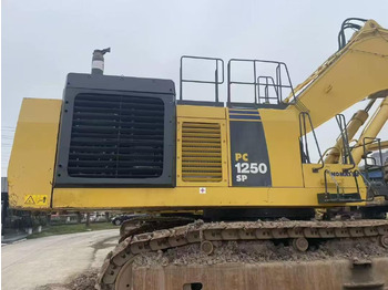 KOMATSU Baumaschine