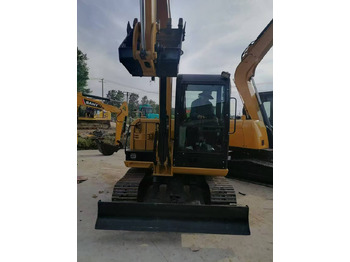 Minibagger CATERPILLAR 305.5E2: das Bild 2