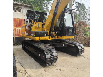 Kettenbagger CATERPILLAR 320D2L: das Bild 5