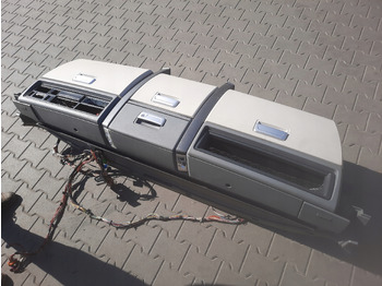 RENAULT T Fahrerhaus und Interieur