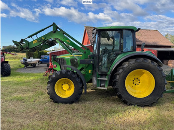 JOHN DEERE 6220 Traktor