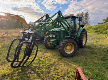 JOHN DEERE 6320 Traktor