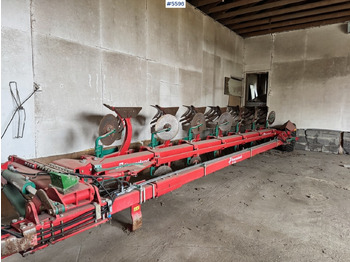 KVERNELAND Technik für Bodenbearbeitung