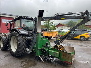 Forstmaschine 2015 NHS 300E chipper and 2015 Junkkari P4169 Crane: das Bild 2