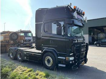 SCANIA R 580 Sattelzugmaschine
