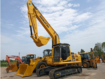 KOMATSU PC220-8 Kettenbagger