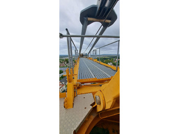 LIEBHERR Turmkran