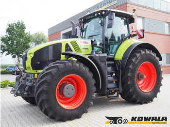 CLAAS Axion 920 Traktor