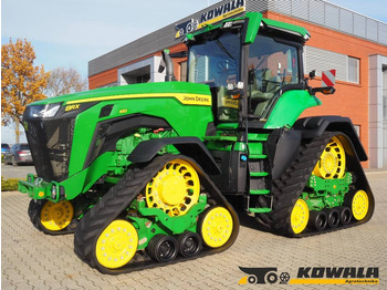 JOHN DEERE Traktor