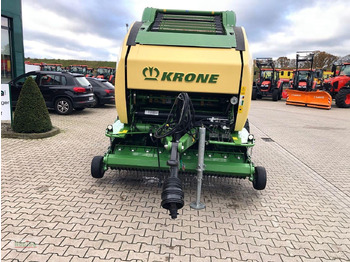 Rundballenpresse Krone Comprima V 150 XC: das Bild 2