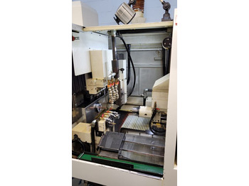 Metallbearbeitungsmaschine Tornio a controllo numerico Chiah Chyun-Müller KBS-2532M: das Bild 2