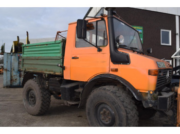 UNIMOG U1200 Kommunal-/ Sonderfahrzeug