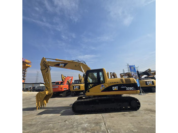 Kettenbagger CATERPILLAR 320C: das Bild 3