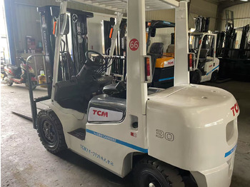 Dieselstapler TCM FD30T3C: das Bild 3