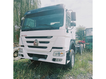 SINOTRUK HOWO Sattelzugmaschine