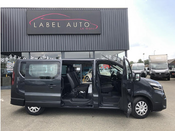 NISSAN Kleinbus