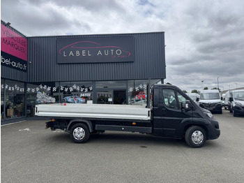 PEUGEOT Boxer Pritsche Transporter