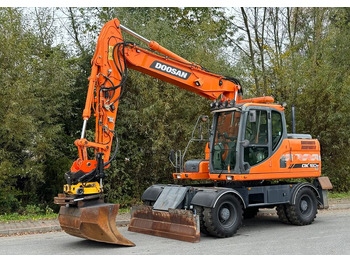 DOOSAN DX160W Mobilbagger