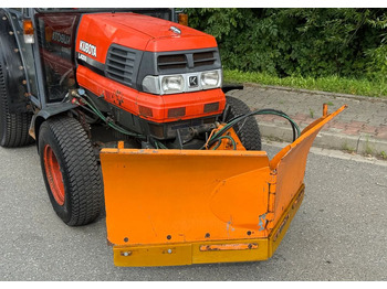 Traktor Kubota * Traktor KUBOTA L4200 * 4x4 * Pług Piaskarka * Wałek Przód Tył * Sprowadzony* Zimowe Utrzymanie: das Bild 3