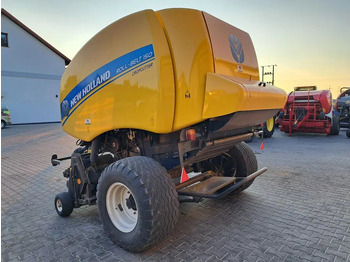Rundballenpresse New Holland ROLL-BELT 150 cropcutter: das Bild 4