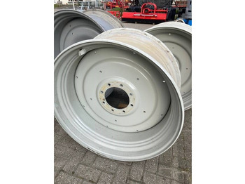 Felgen und Reifen für Landmaschine Valtra 18x38: das Bild 5