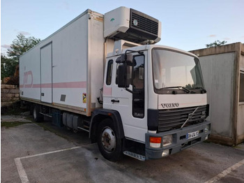 Kühlkoffer LKW Volvo FL6: das Bild 2
