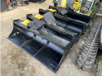 Baggerschaufel Godet de curage inclinable pour minipelle 4T - 6T: das Bild 2
