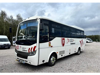 Überlandbus