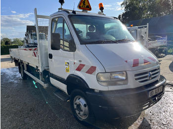 Pritsche LKW Renault Mascott 2L8 dci 130cv plateau hayon: das Bild 2