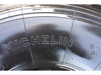 Reifen für Landmaschine, Zustand - NEU Michelin 525/65R20.5 XS - NEW: das Bild 4