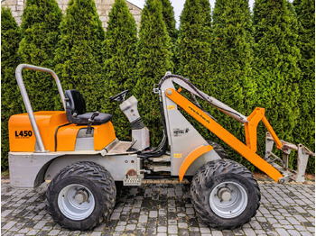 Landmaschine INTRAC L450: das Bild 2 Landmaschine INTRAC L450: das Bild 2