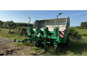 Kartoffellegemaschine