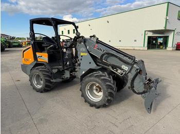 Teleskopradlader GIANT G3500: das Bild 4