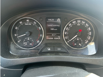 Limousine SKODA RAPID: das Bild 4