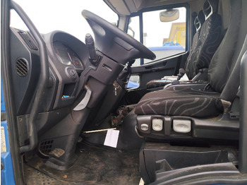 Fahrgestell LKW IVECO EUROCARGO 140E25: das Bild 3