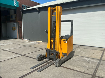 JUNGHEINRICH ETV Gabelstapler