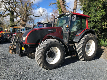 VALTRA T171 Traktor
