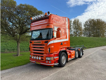 SCANIA R 560 Sattelzugmaschine