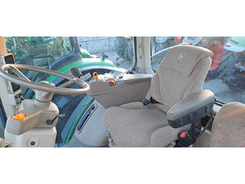 Traktor JOHN DEERE 7230R: das Bild 5