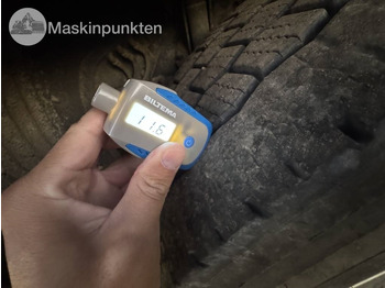 Abrollkipper Scania R 480 LB: das Bild 5 Abrollkipper Scania R 480 LB: das Bild 5