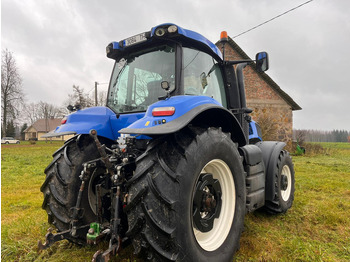 Traktor New Holland T8.330: das Bild 4 Traktor New Holland T8.330: das Bild 4