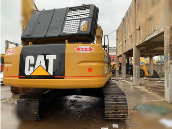 Kettenbagger CATERPILLAR 325BL: das Bild 2