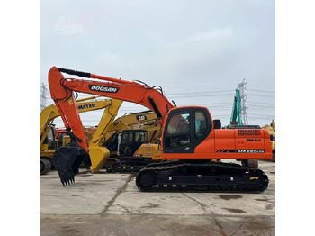 DOOSAN DX225LCA Kettenbagger