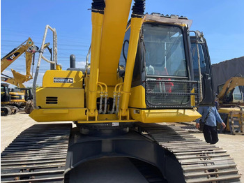 Kettenbagger KOMATSU PC200-8: das Bild 4