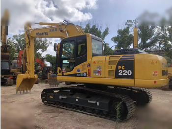 KOMATSU PC220-8 Kettenbagger