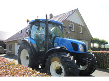 NEW HOLLAND TS100 Traktor