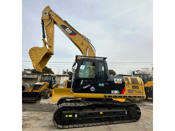 CATERPILLAR 320D2 Kettenbagger